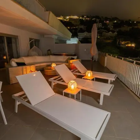 Primadonna Seaview Stunning Apartment *